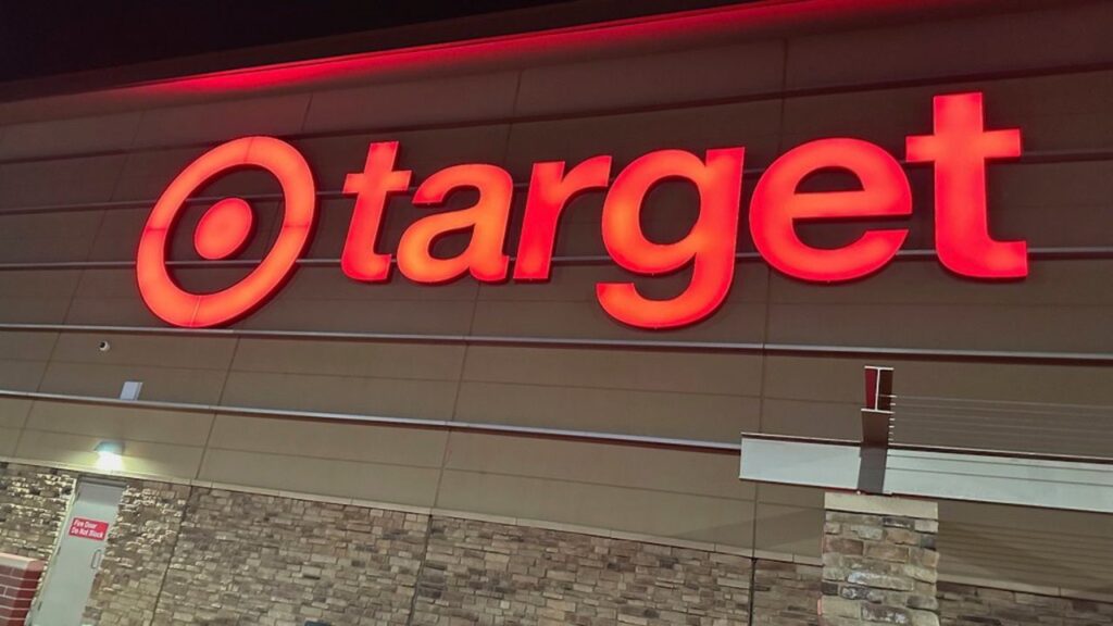 Target podría expandirse a México 