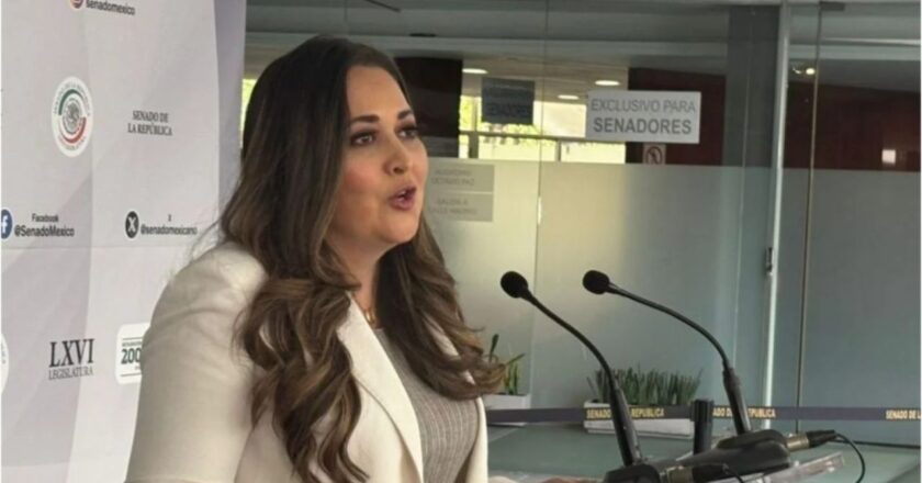 Senadora Cynthia López Castro anuncia que deja al PRI