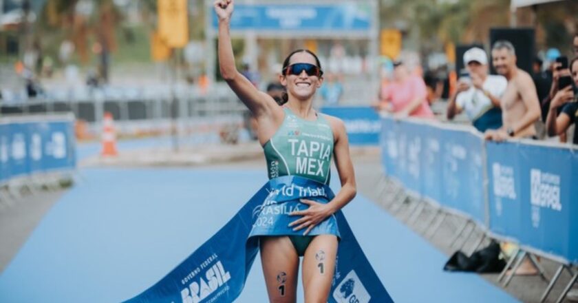 Rosa Tapia se corona campeona en la Copa Mundial de Triatlón en Brasil