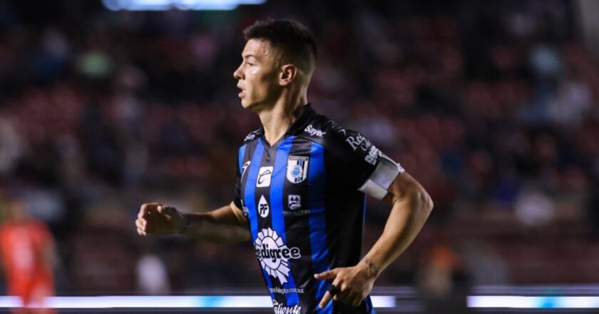 FIFA impone un duro castigo a Gallos de Querétaro