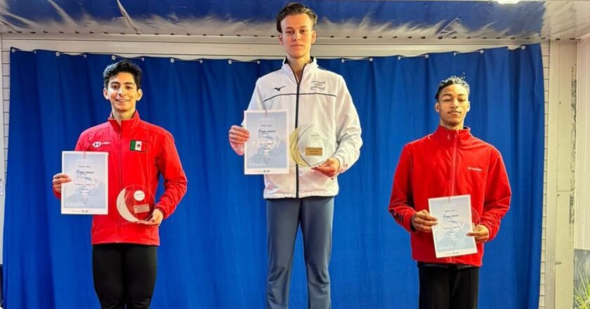 Donovan Carrillo gana la medalla de plata en el NRW Trophy de Patinaje Artístico sobre Hielo en Dortmund, Alemania