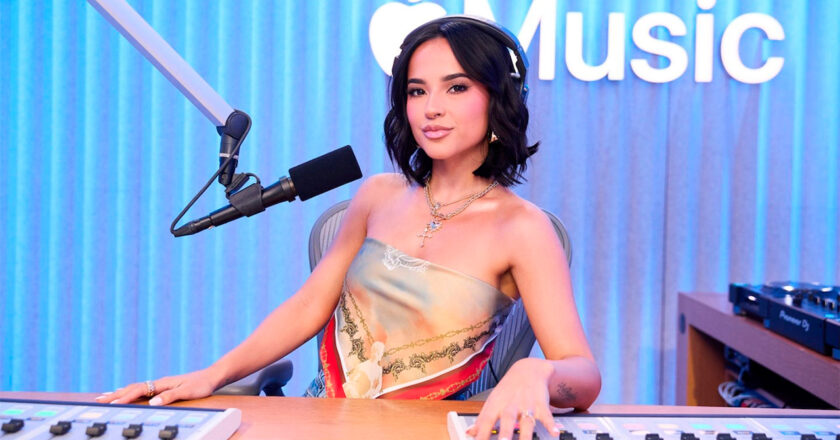 Apple Music expande su oferta con 3 nuevas emisoras y Becky G como figura principal