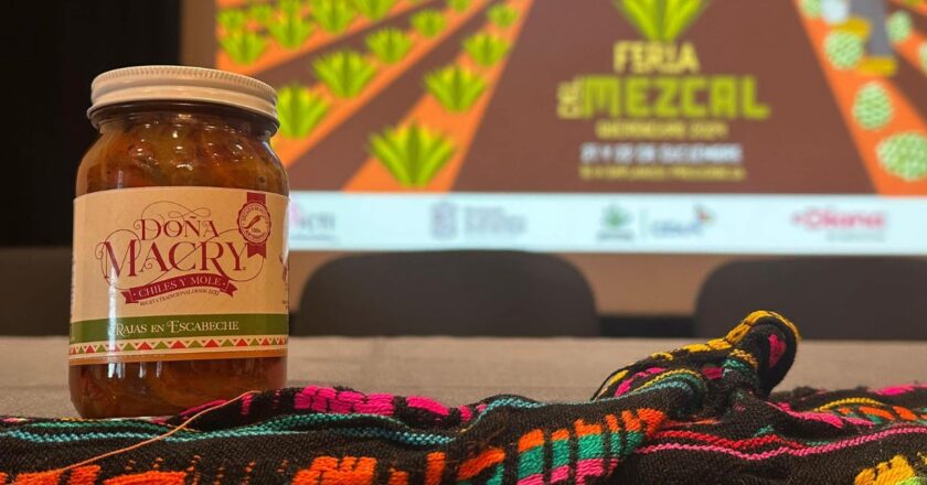 ¡Vibrante celebración del Mezcal en Queréndaro! 🌵🥃