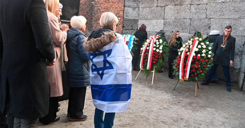 El mundo recuerda el horror: 80 años de la liberación de Auschwitz