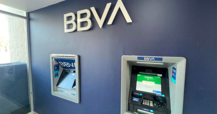 BBVA desmiente aumento de comisiones y aclara dudas a sus clientes